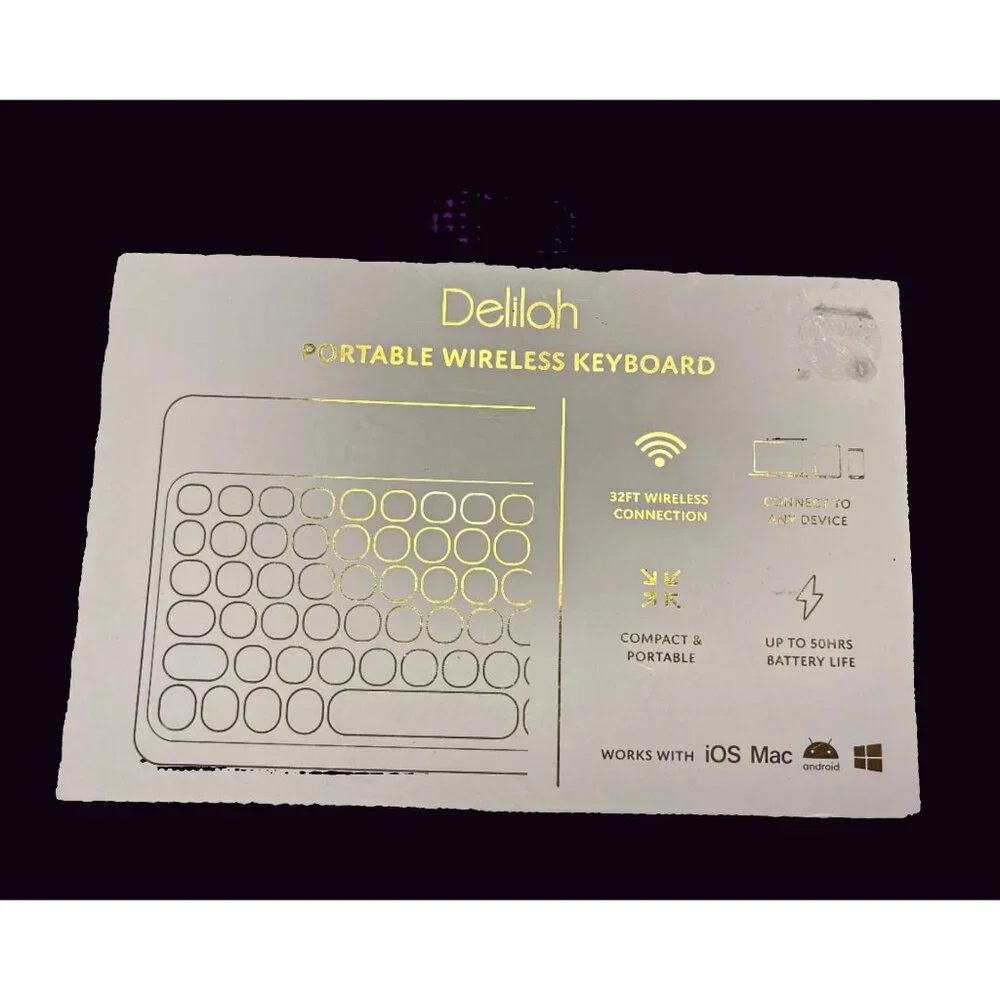 Delilah Wireless Affordable Keyboard and Mouse‎